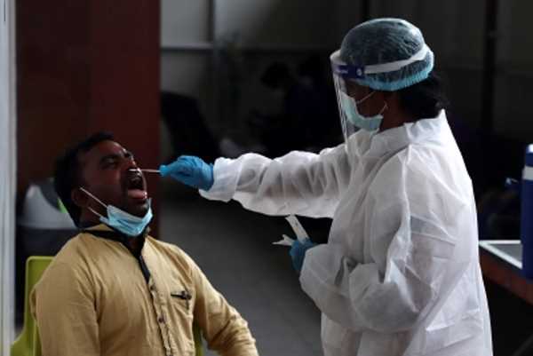 केंद्र ने राज्यों, केंद्र शासित प्रदेशों से कोविड टेस्टिंग में तेजी लाने को कहा